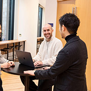 Recruiter Multinationals GLOBIS CORPORATION